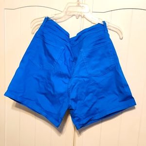 20 w blue shorts